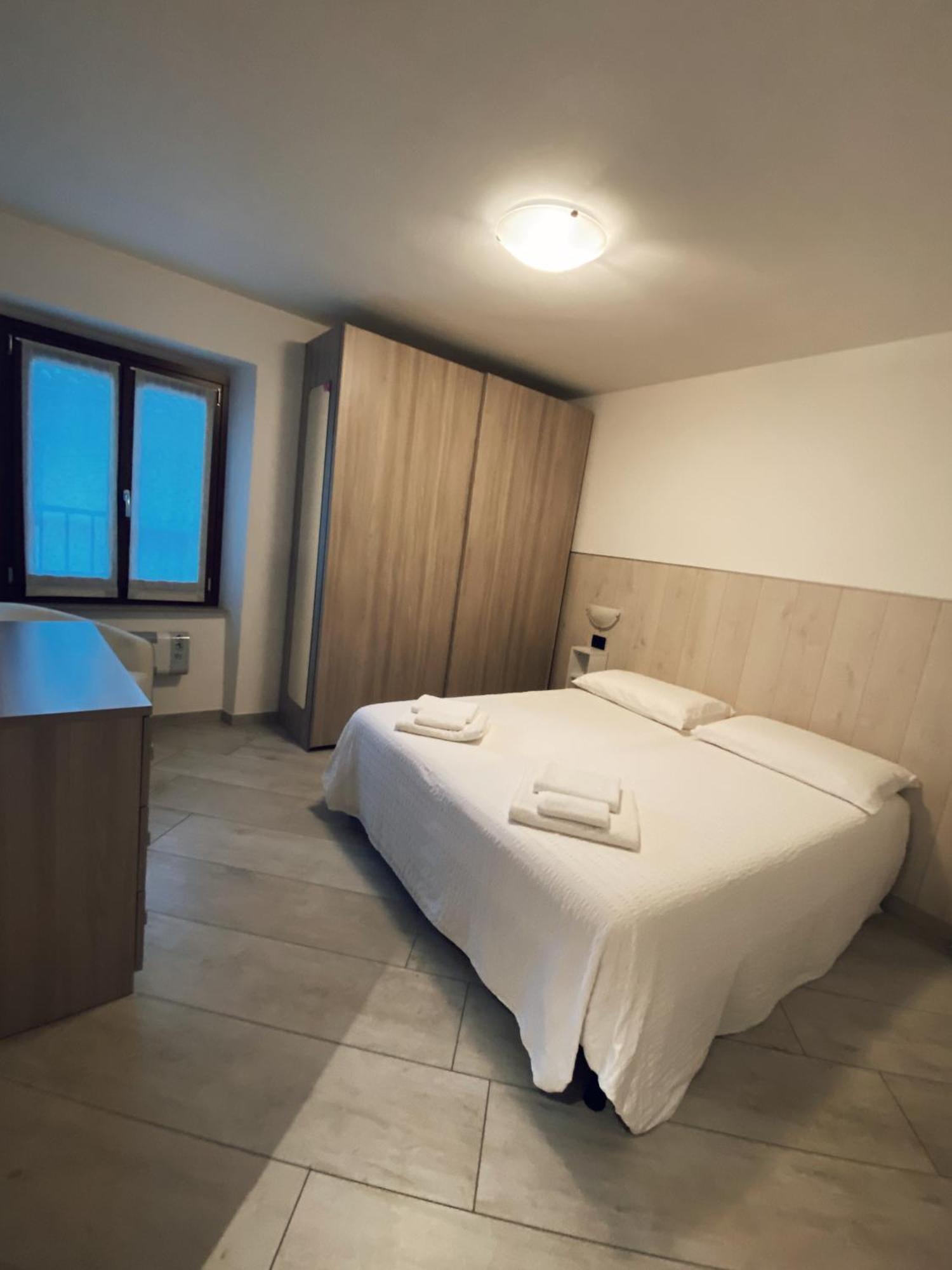 Alla Campanella Riva del Garda Eksteriør bilde