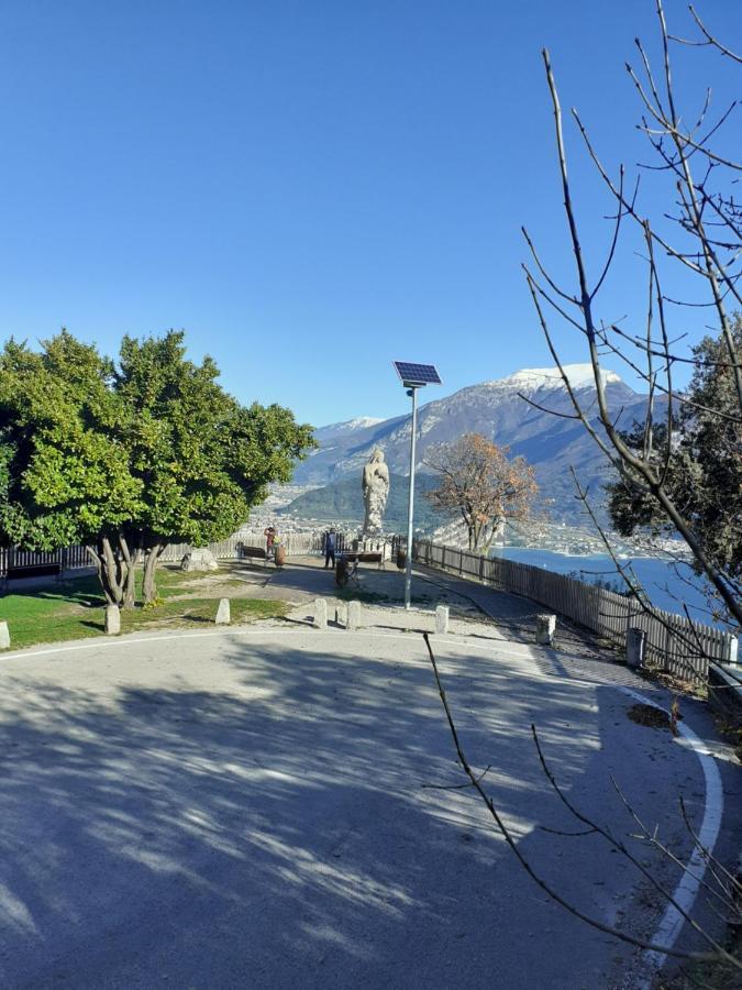 Alla Campanella Riva del Garda Eksteriør bilde