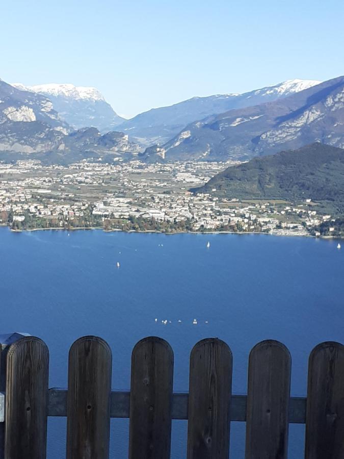 Alla Campanella Riva del Garda Eksteriør bilde